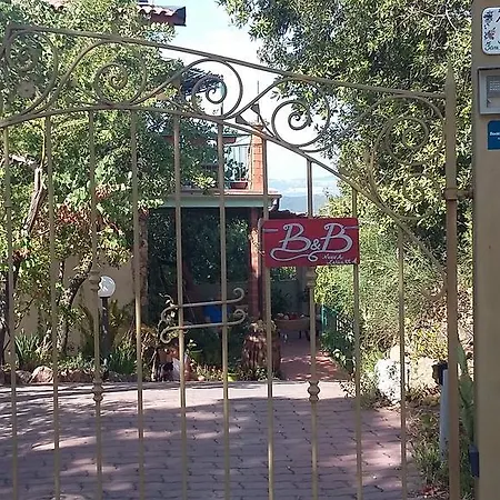 ベッド・アンド・ブレックファスト Nonna Lelletta *