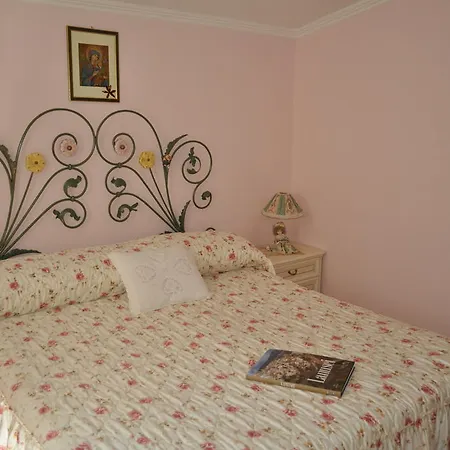 ベッド・アンド・ブレックファスト Nonna Lelletta *